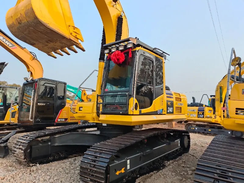 Excavadoras Komatsu PC240 usadas Excavadoras de orugas Aspecto frontal