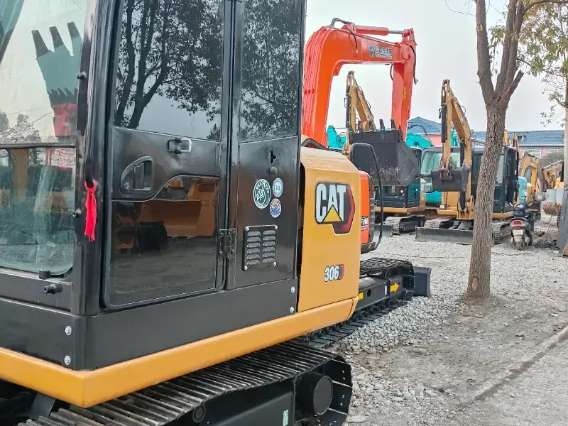 Used excavator Caterpillar 306